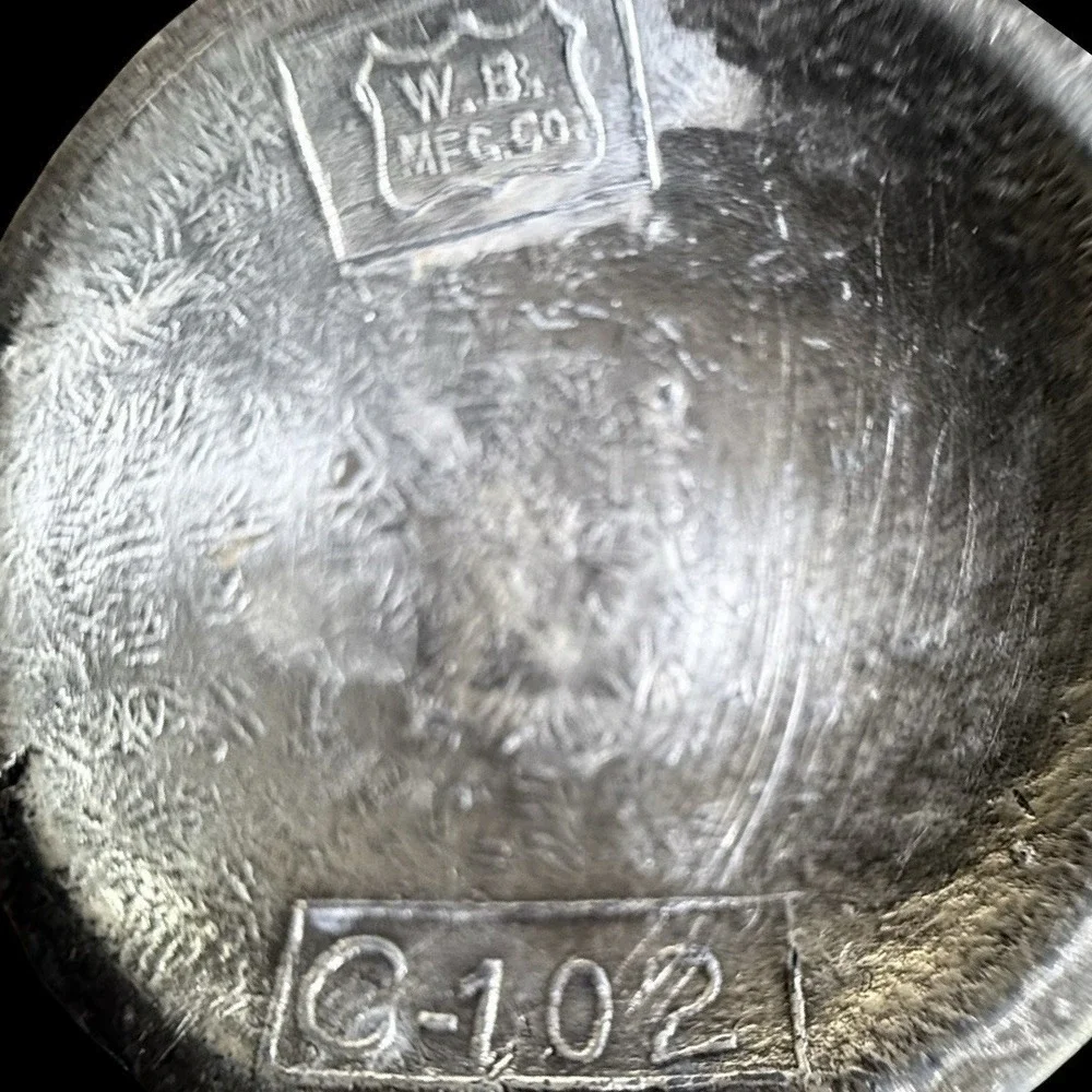 VTG Fancy Silver Plate Salt & Pepper Shakers W.B. Mfg Co.‎ Floral Pair